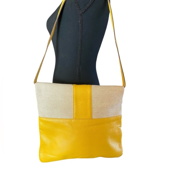 MODUS RIO Yellow Leather & Refined Linen Shoulder Bag /Oversized Clutch Neutral - Picture 3 of 16